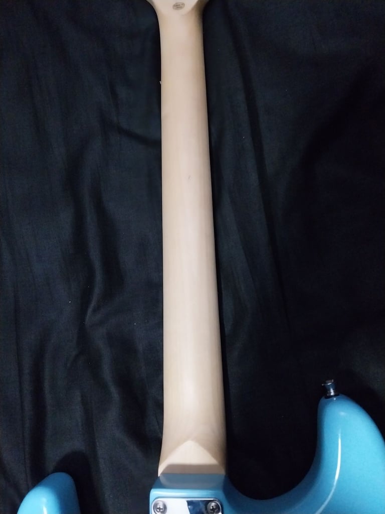 VINTAGE Coaster series full size electric guitar