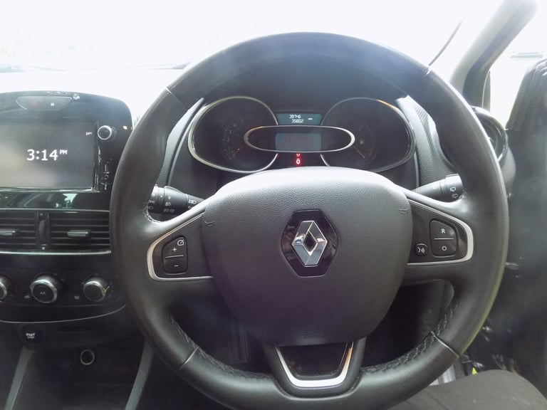 2018 Renault Clio 0.9 TCE 75 Iconic 5dr HATCHBACK Petrol Manual