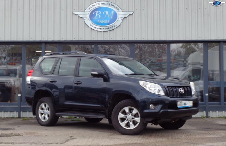 image for TOYOTA LAND CRUISER 3.0 Grey Auto Diesel 2011