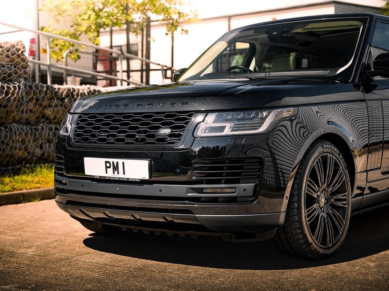  Land Rover Range Rover 5.0 P525 V8 Autobiography Auto 4WD Euro 6 (s/s) 5dr Petrol Automatic