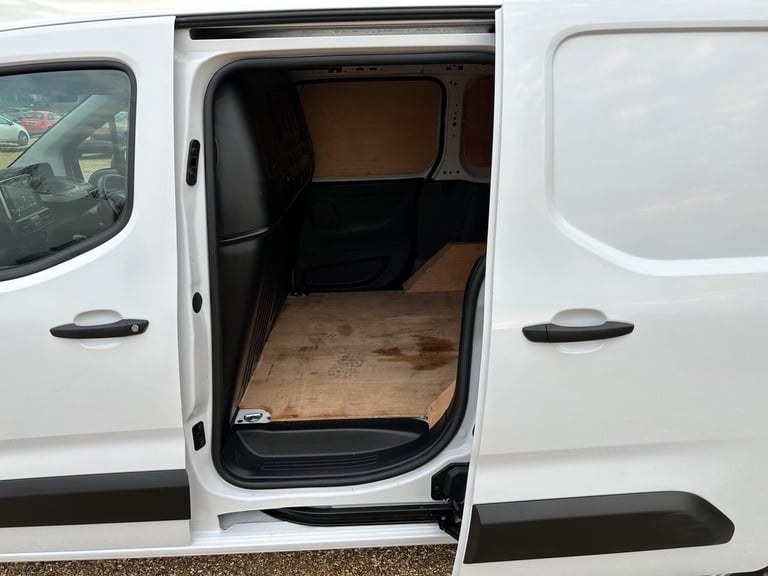 2023 Peugeot Partner 1.5 BlueHDi 950 Professional Premium + Long Panel Van LWB Euro 6 (s/s) 6dr P...