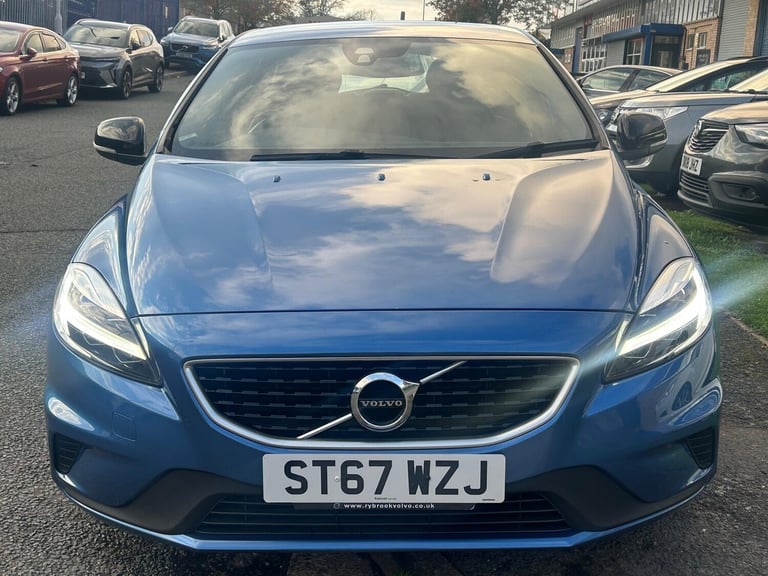 2018 Volvo V40 2.0 T2 R-Design Nav Plus Euro 6 (s/s) 5dr HATCHBACK Petrol Manual