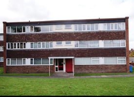 2 BED FLAT FOR EXCHANGE SOLIHULL B92