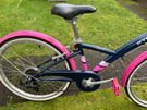 B’Twin girls bike 