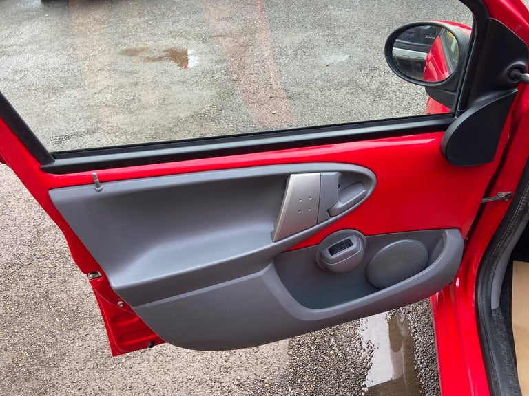 2009 Toyota Aygo 1.0 VVT-i + Hatchback 5dr Petrol Manual Euro 4 (67 bhp)