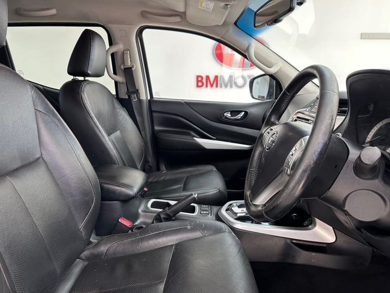2016 Nissan Navara 2.3 dCi Tekna Pickup Double Cab 4dr Diesel Auto 4WD Euro 6 (190 ps) PICKUP Die...