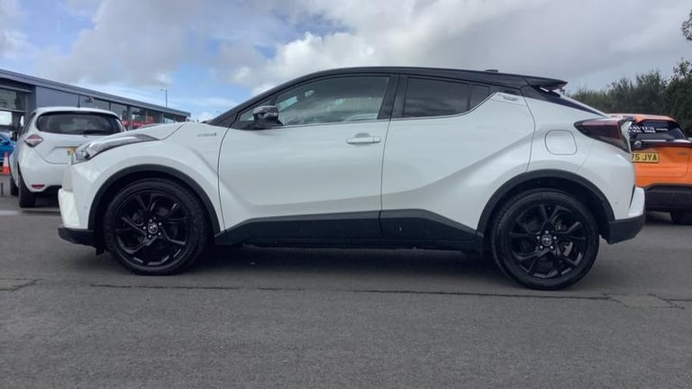 2019 Toyota C-HR 1.8 VVT-h Dynamic SUV 5dr Petrol Hybrid CVT Euro 6 (s/s) (122 ps) Automatic SUV ...