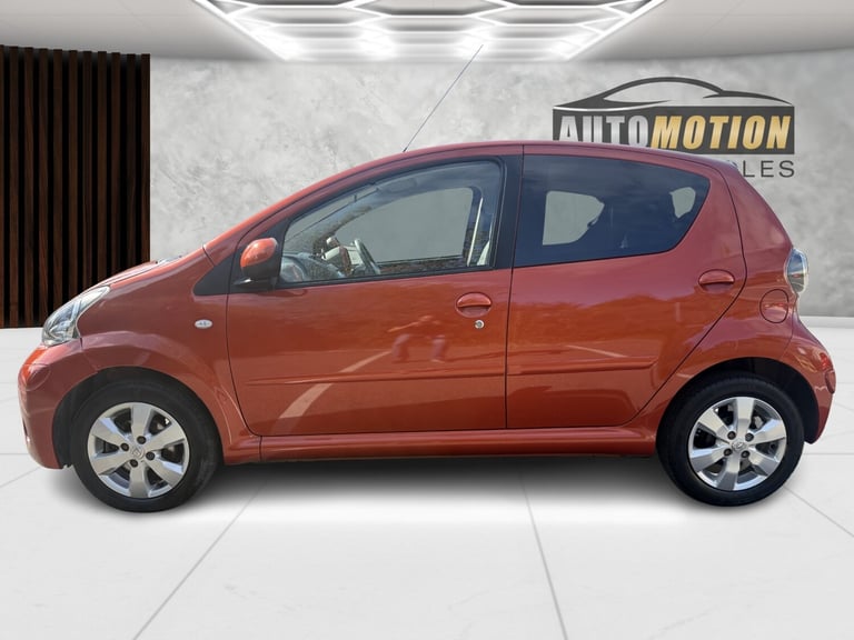 TOYOTA AYGO 1.0 VVT-i Fire 2013