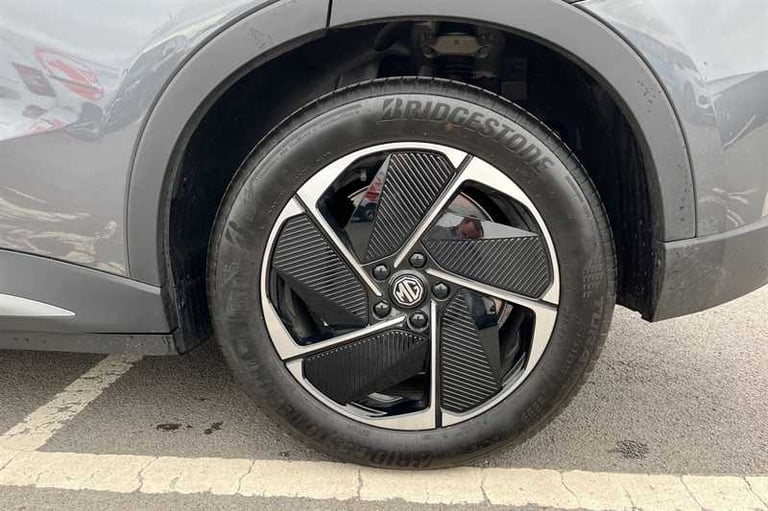 2025 MG MGS5 170kW Trophy EV Long Range 64kWh 5dr Auto HATCHBACK ELECTRIC Automatic