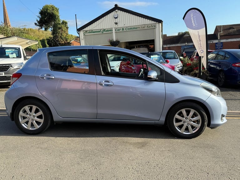 image for 2011 Toyota Yaris 1.33 VVT-i TR 5dr HATCHBACK PETROL Manual