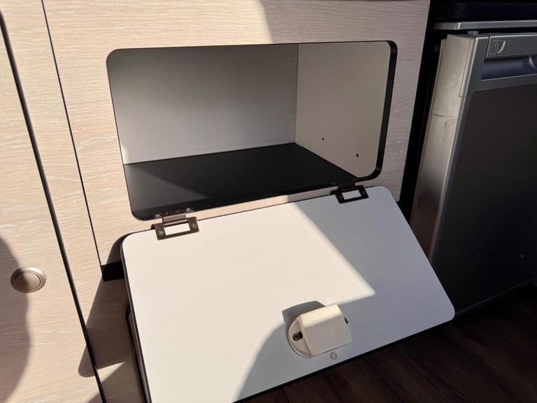 2014 Danbury T2 Bay Window Camper 4 Berth Retro Campervan