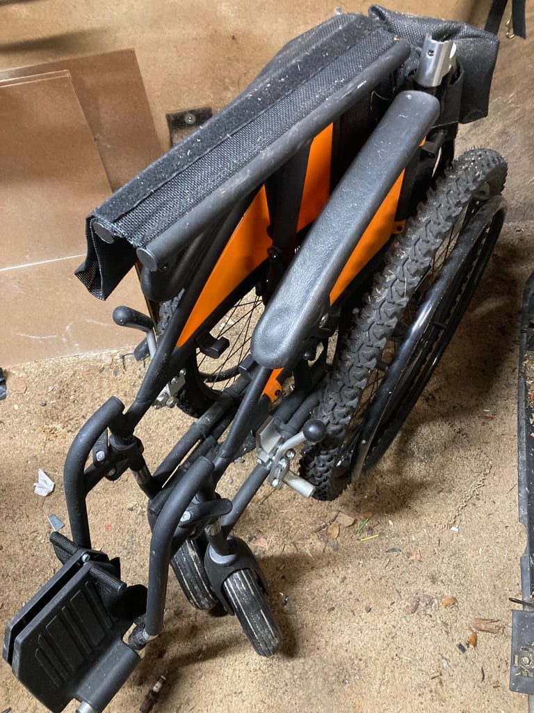 Mobiquip all-terrain G-explorer, lightweight, folding, aluminium wheelchair 