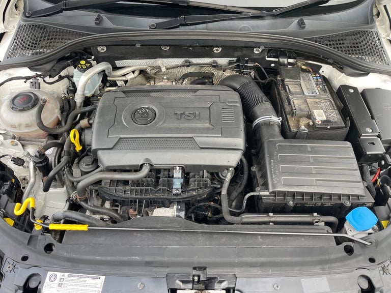 2019 Skoda Octavia 2.0 TSI 245 vRS 5dr [Black Pack] HATCHBACK PETROL Manual