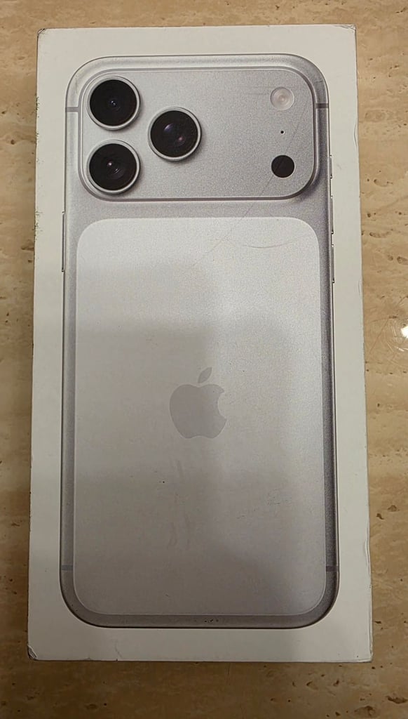 image for iPhone 17 Pro Max Silver 