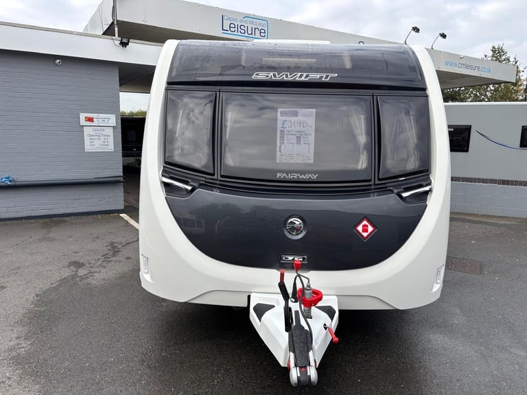 2020 Swift Fairway Platinum 880 8ft Wide, Transverse Island Fix Bed WAS £21,995