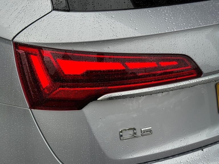  Audi Q5 2.0 TFSIe 55 Competition SUV 5dr Petrol Plug-in Hybrid S Tronic quattro Eur Petrol/Elect...