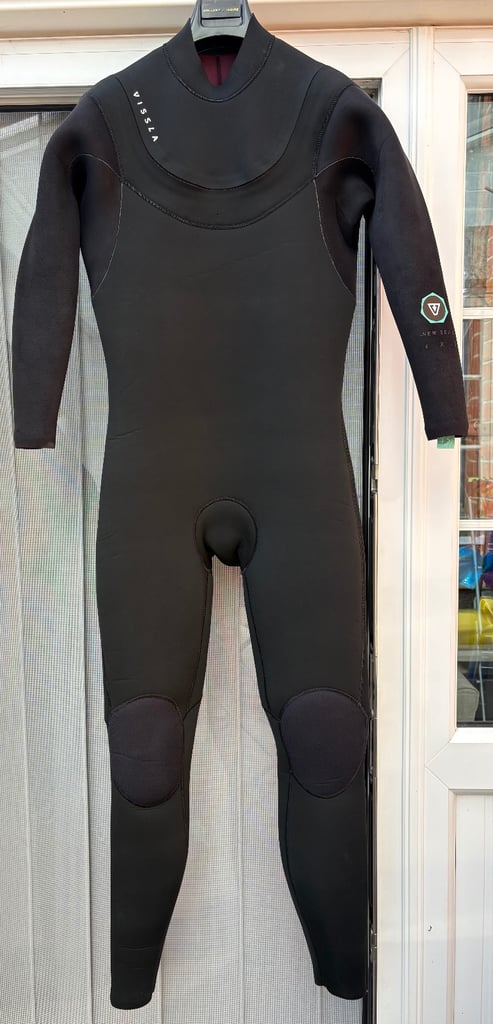 Vissla x Axxe New Seas V Zip 4/3mm Wetsuit - Black - Size LS