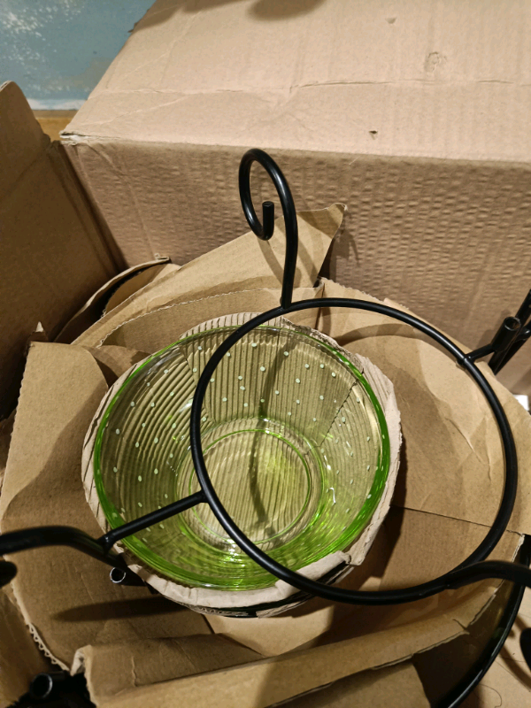 Dessert bowl with metal stand 