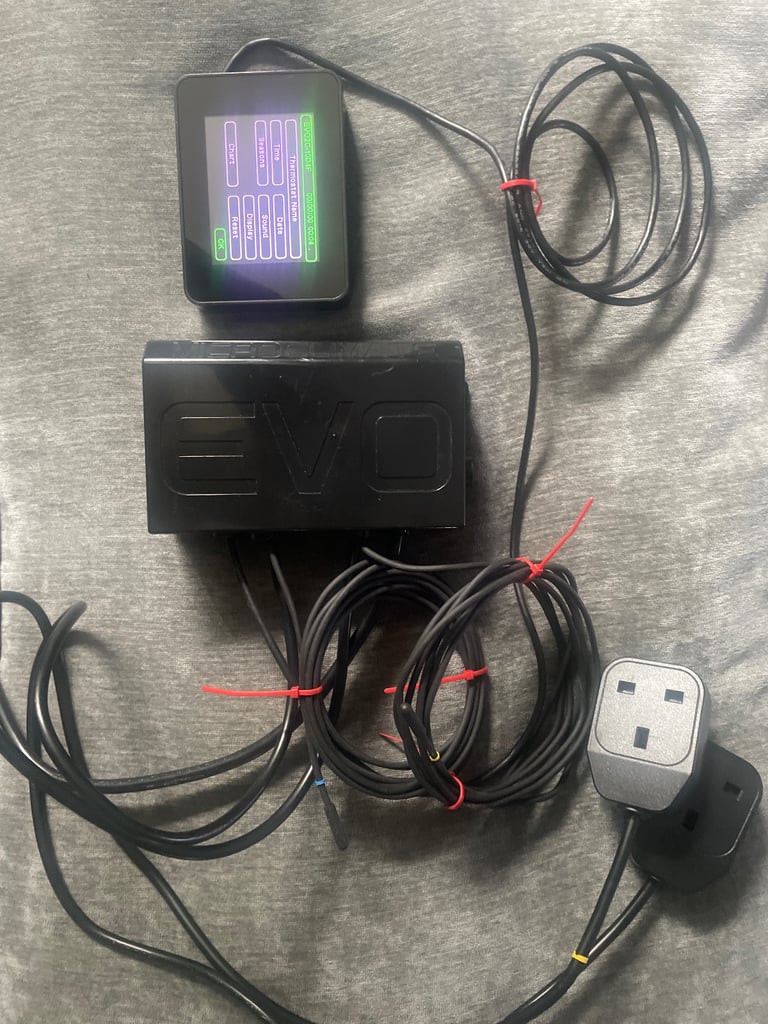 EVO Microclimate 2 Touch screen Wirelessly controlled thermostat 