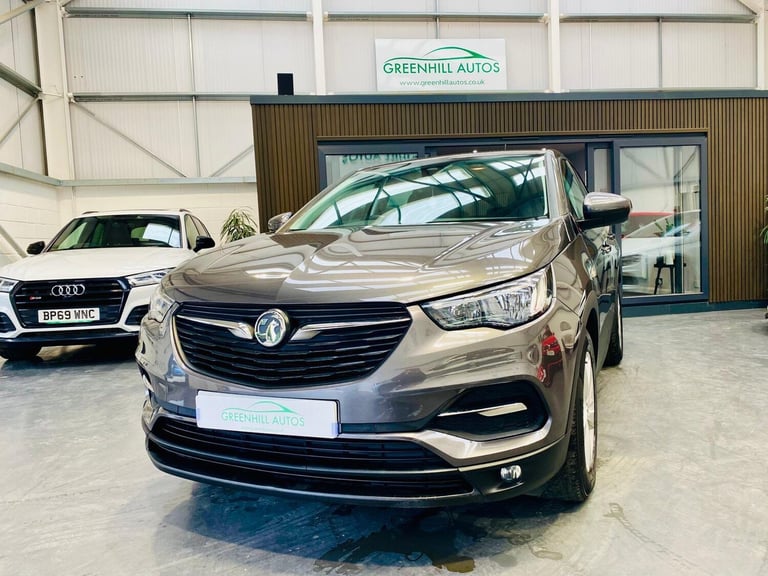 image for 2019 Vauxhall Grandland X 1.2 Turbo SE Auto Euro 6 (s/s) 5dr HATCHBACK Petrol Automatic