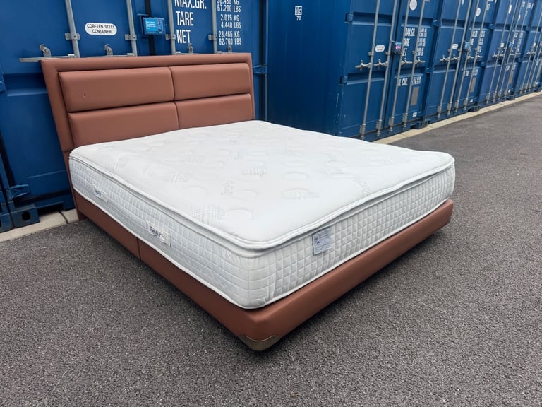Super king bed with mattress in very good condition possible delivery