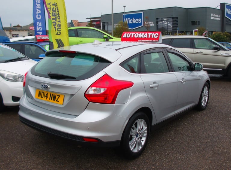 2014 Ford Focus Automatic 1.6 Titanium Navigator Hatchback 5dr Petrol Powershift