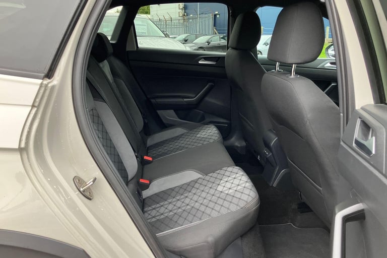  Volkswagen Taigo R-Line 1.0 TSI 110PS 6-speed Manual 5 Door Petrol Manual