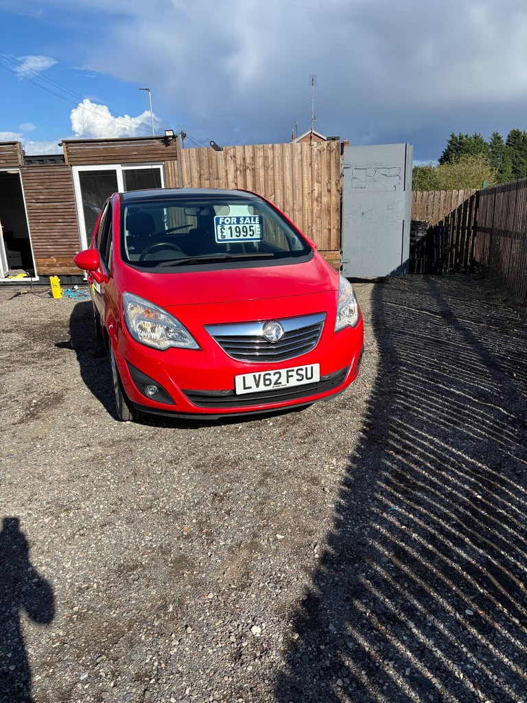 2012 Vauxhall Meriva 1.4i 16V SE 5dr MPV Petrol Manual