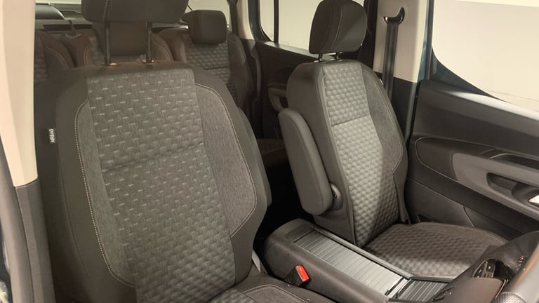 2024 Peugeot Rifter 52kWh GT Standard MPV 5dr Electric Auto (7.4kW Charger) (136 ps) MPV Electric...