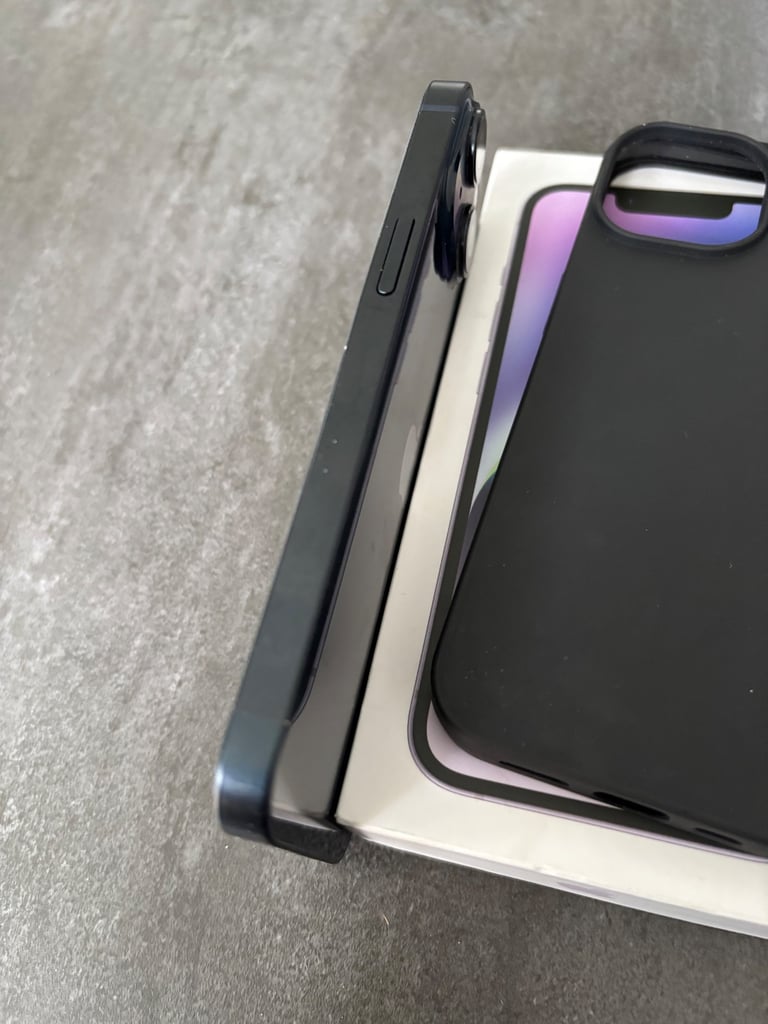 iPhone 14 midnight 128gb unlocked 