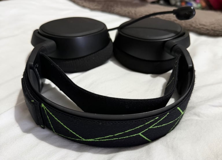 Steel Series Actics 9X (Xbox One Mic)