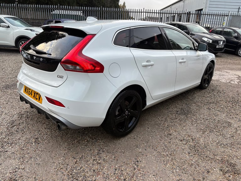 2014 Volvo V40 D2 R DESIGN 5dr HATCHBACK Diesel Manual