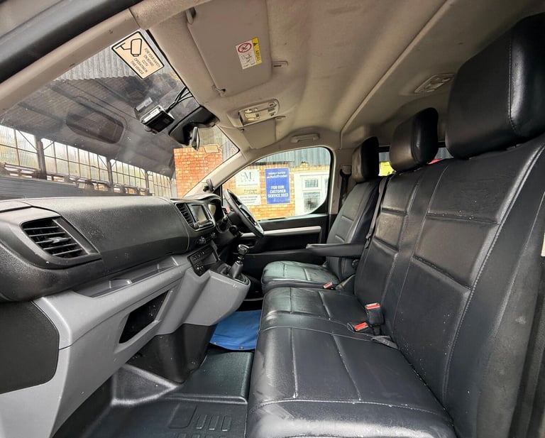 2020 Vauxhall Vivaro 2.0 Turbo D 3100 Sportive Crew Van L2 H1 Euro 6 (s/s) 5dr