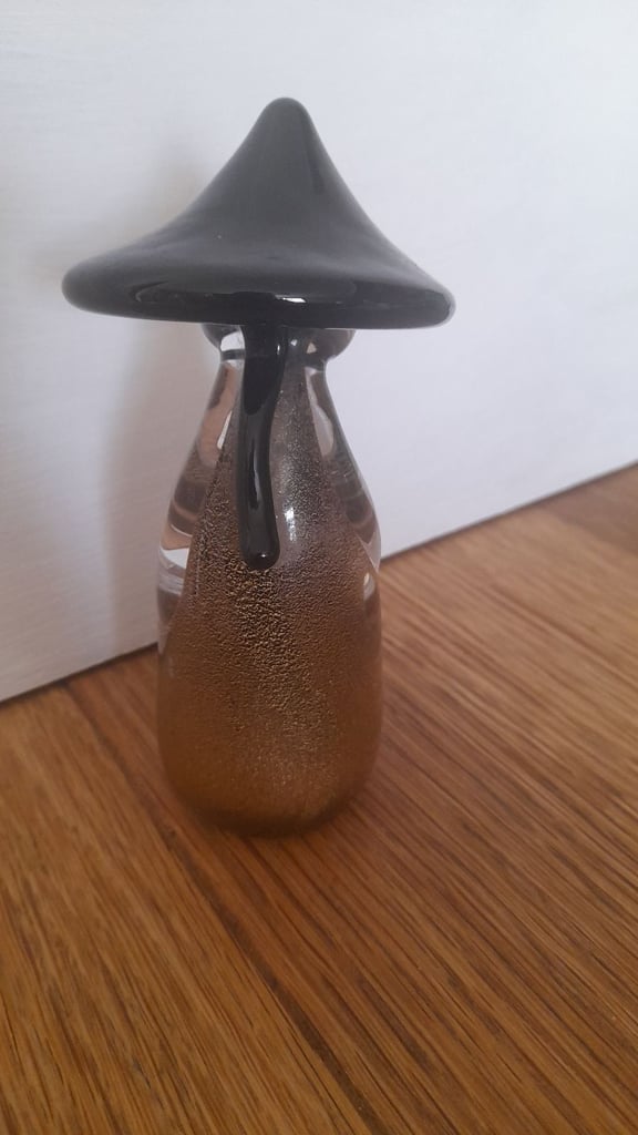 MURANO FORMIA CHINESE FIGURE SIGNED BY ARTIST