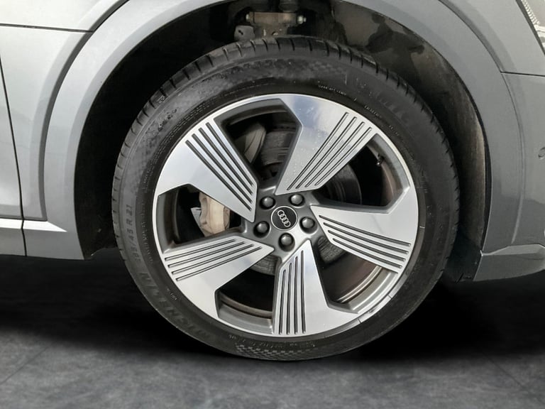 2022 Audi e-tron 55 S line Sportback 5dr Electric Auto quattro 95kWh (11kW Charger) (408 ps) Suv ...
