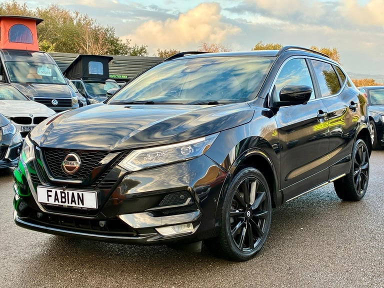 2020 Nissan Qashqai 1.3 DIG-T n-tec DCT Auto Euro 6 **Pan Roof - 360 Cam - FSH**