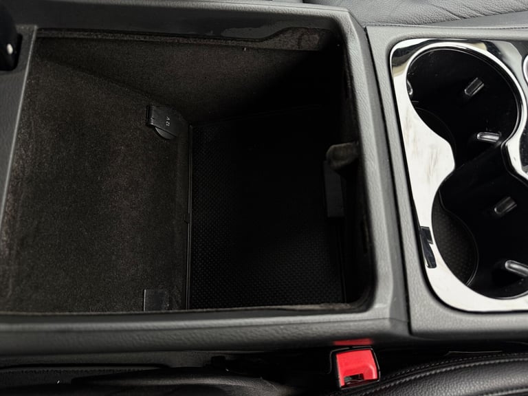 2015 Volkswagen Touareg 3.0 TDI V6 BlueMotion Tech Escape SUV 5dr Diesel