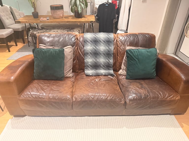 Collection only ! cool leather brown tan 