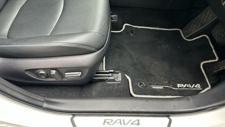  Toyota RAV4 2.5 VVT-h GPF Excel SUV 5dr Petrol Hybrid CVT 4WD Euro 6 (s/s) (222 ps) Petrol/Elect...