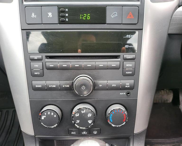 2010 CHEVROLET CAPTIVA 2.0 VCDi LT 5 DOOR 7 SEATER AUTOMATIC BLACK