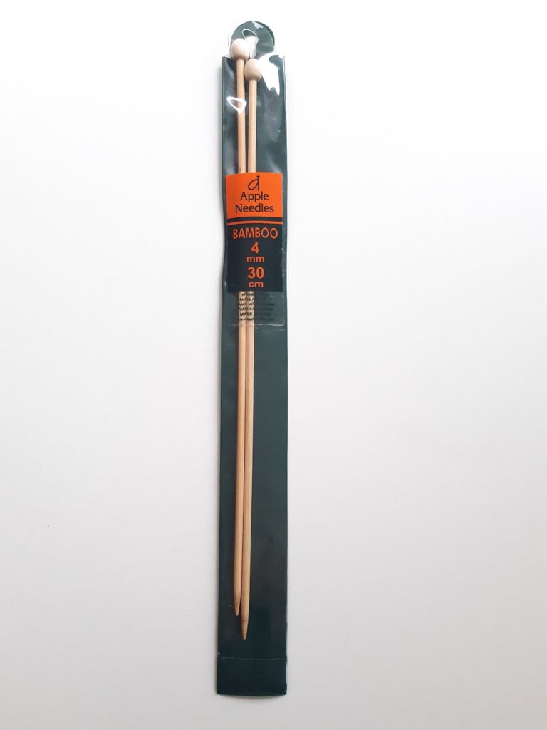 Range of Bamboo and Metal knitting/crochet needles