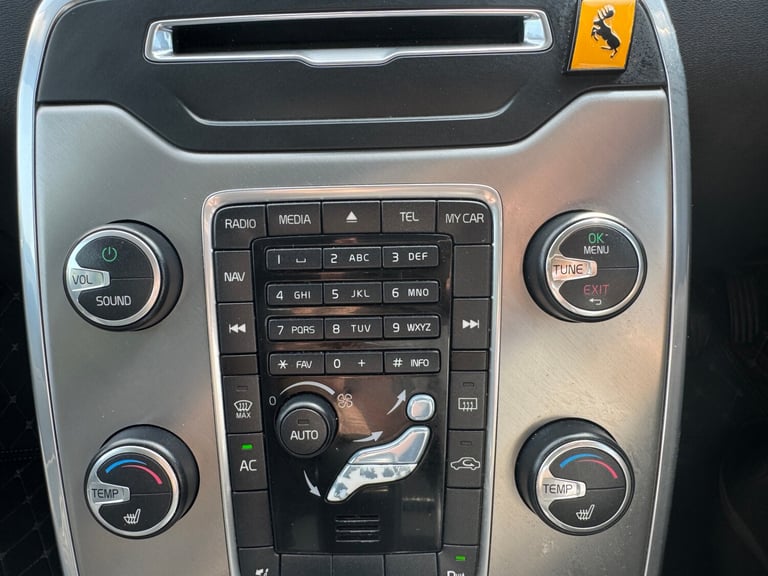 2011 Volvo S80 D3 [163] SE Lux 4dr Geartronic [Sat Nav] - LEATHER - HEATED SEATS SALOON Diesel Au...