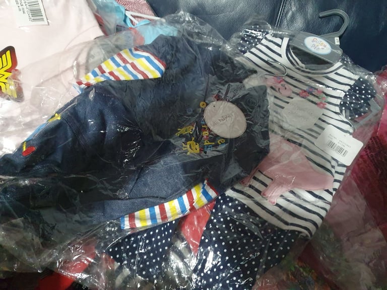 Joblot of kids clothing starts from baby sizes but cant pick baby sizes in listing 