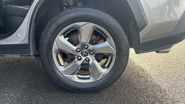 2021 Toyota RAV4 2.5 VVT-i Hybrid Design 5dr CVT 2WD Hybrid Estate Estate Hybrid Automatic