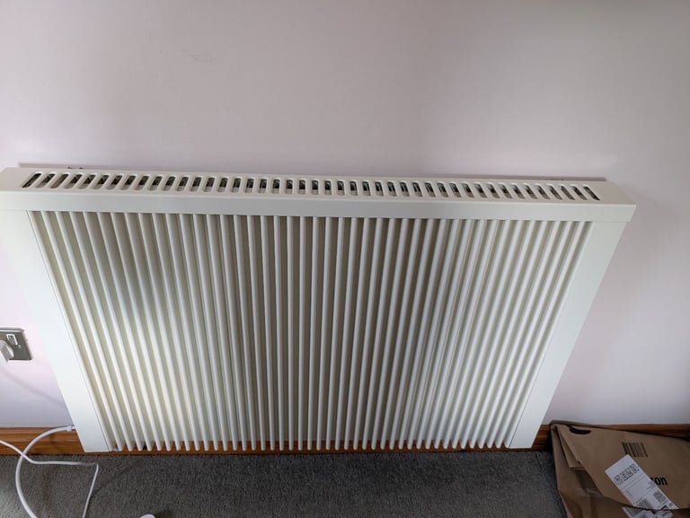 9 x Sunflow electric radiators with digital controls