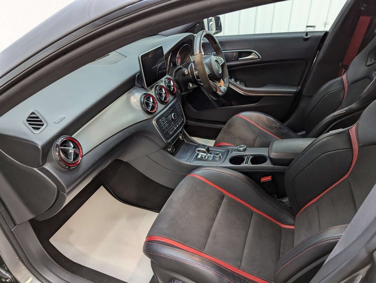 2016 Mercedes-Benz CLA 2.0 AMG CLA 45 4Matic Auto 4WD 4dr Saloon Petrol Automatic