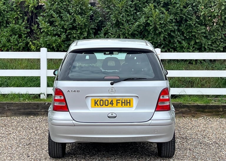 Mercedes-Benz A-Class 1.4 A140 Elegance LWB Hatchback 5dr Petrol Manual - Image 3