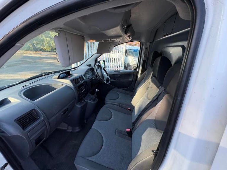 2016 Peugeot Expert Expert 1000 L1H1 Professional HDi Panel Van DIESEL Manual