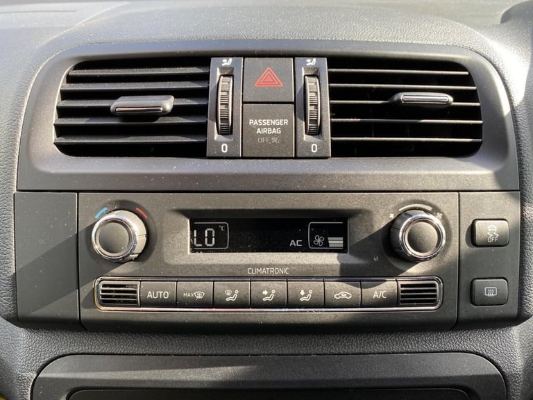 2013 Skoda Fabia 1.2 TSI Elegance DSG Euro 5 5dr Hatchback Petrol Automatic