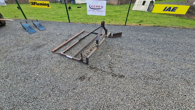 Tractor three point linkage sch 3mmu horse arena leveller menage 